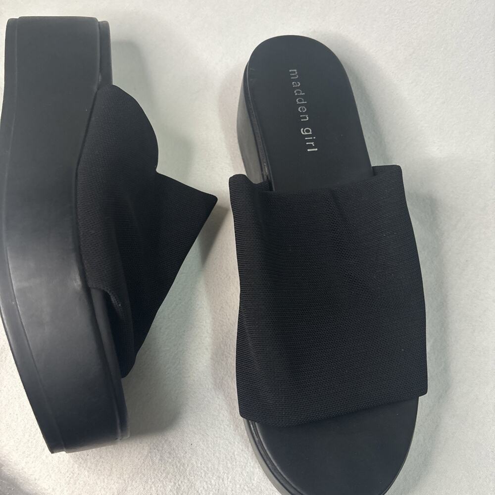 Madden girl Size 10 Black Shoe